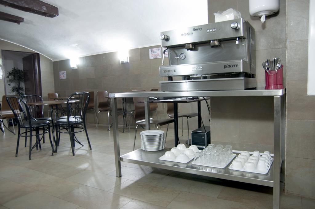 Be Ramblas Guest House Barcelona Luaran gambar